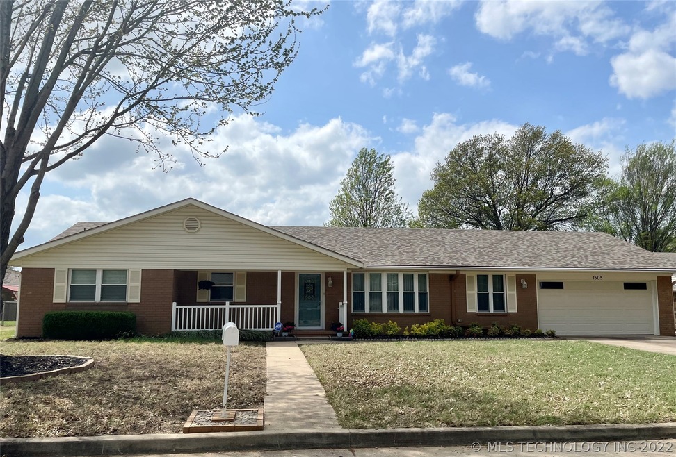 1505 N Choctaw Ave, Claremore, OK 74017 - photo 1