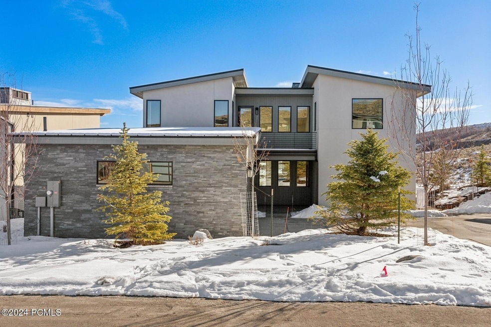 0_Exterior_1800x1200_4180655