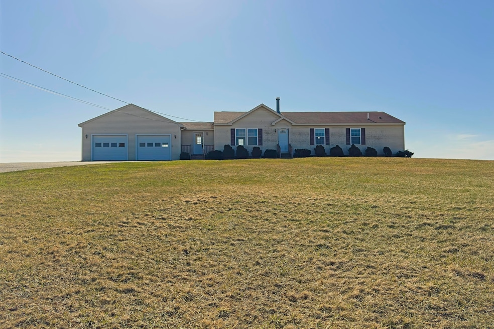 169 W West Meadow Rd, Thomaston, ME 04861 - photo 1