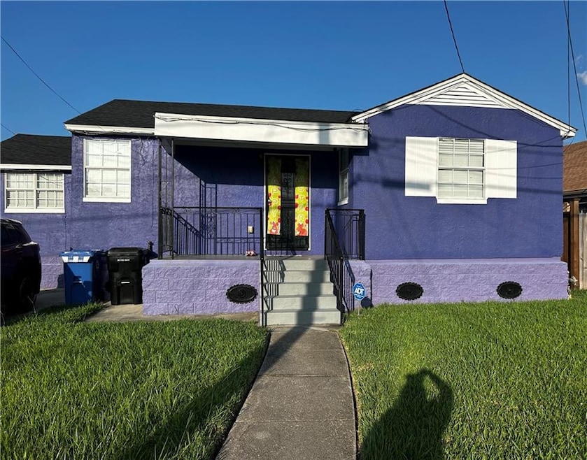Exterior/Day