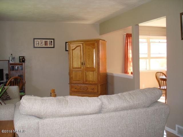 10459 8 Mile Rd, Ceresco, MI 49033 - photo 1