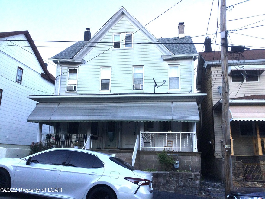 553 Hayes Street