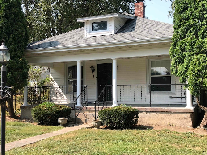 520 W 11th St, Peru, IN 46970 - photo 1