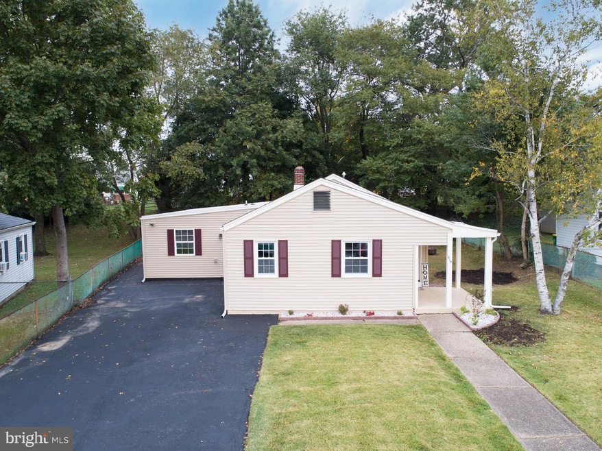 815 Harwood Rd, Wilmington, DE 19804 - photo 1