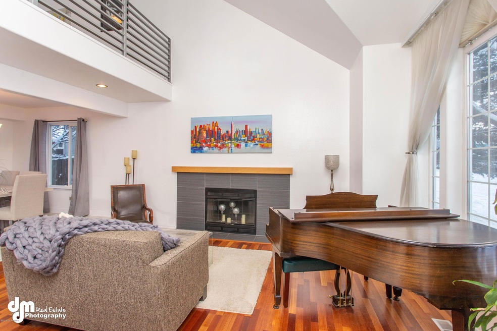 Living Room_5183-FULL