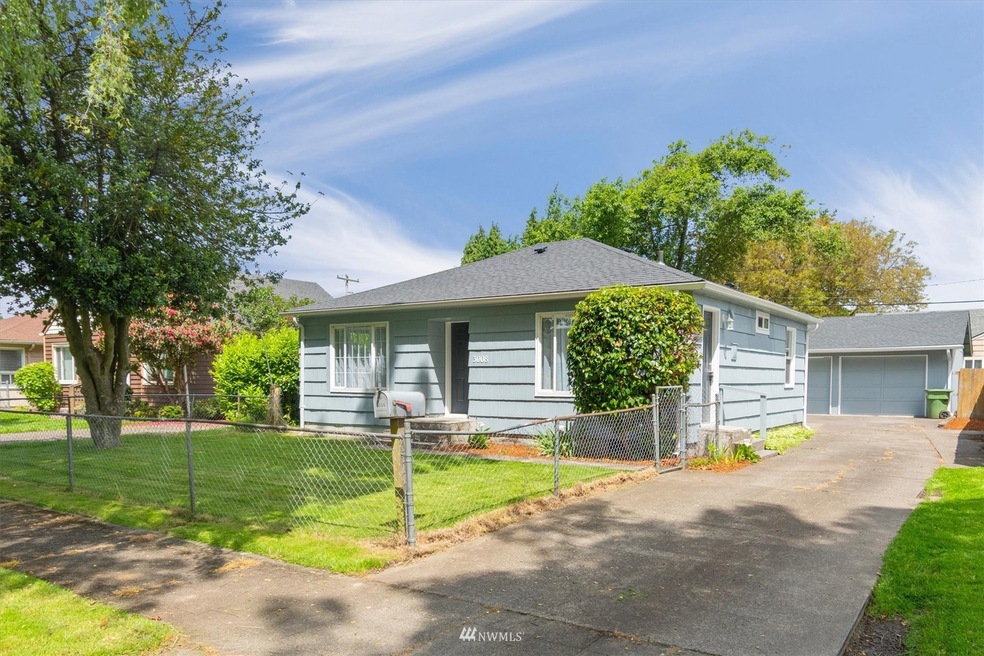 3008 Hemlock St, Longview, WA 98632 - photo 1