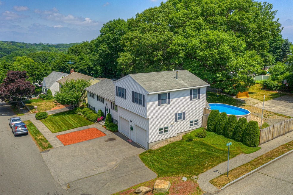 14 Sandra Rd, Peabody, MA 01960 - photo 1