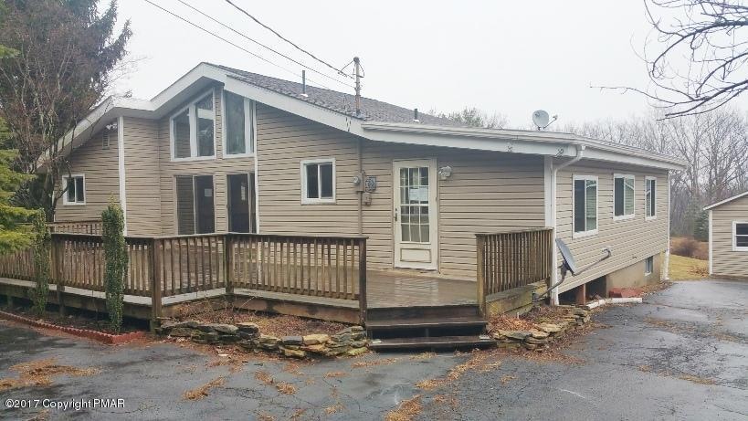 113 Lookout Dr, Hawley, PA 18428 - photo 1