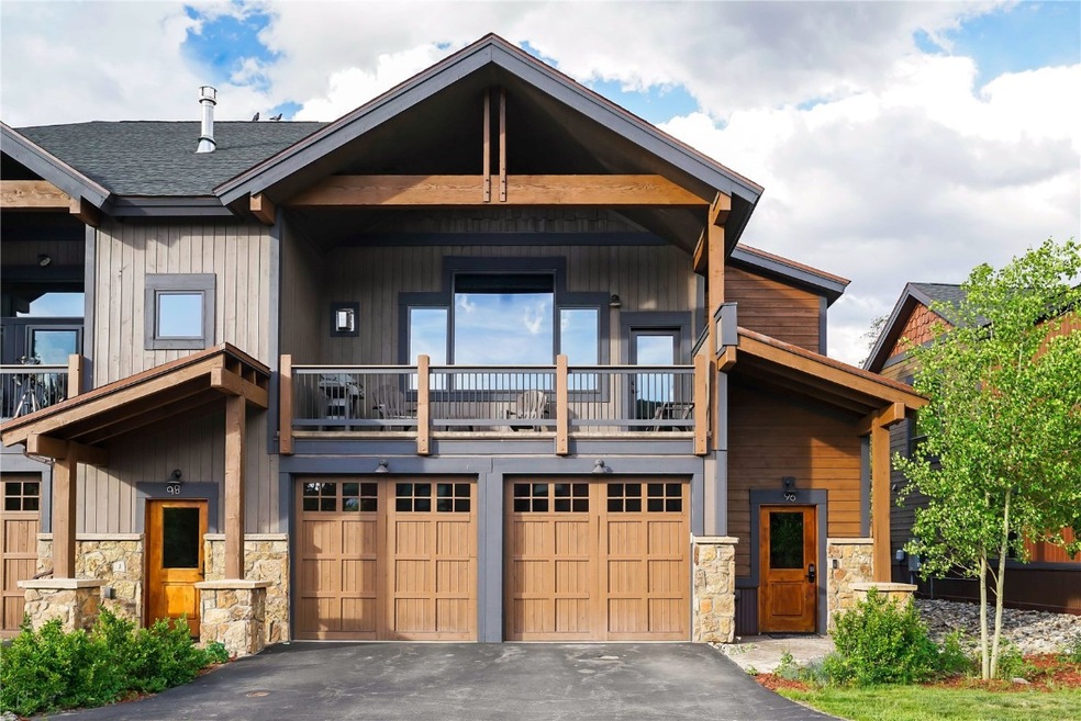 Welcome to River run Townhomes!