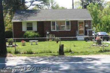 9127 Lanham Severn Rd, Lanham, MD 20706 - photo 1