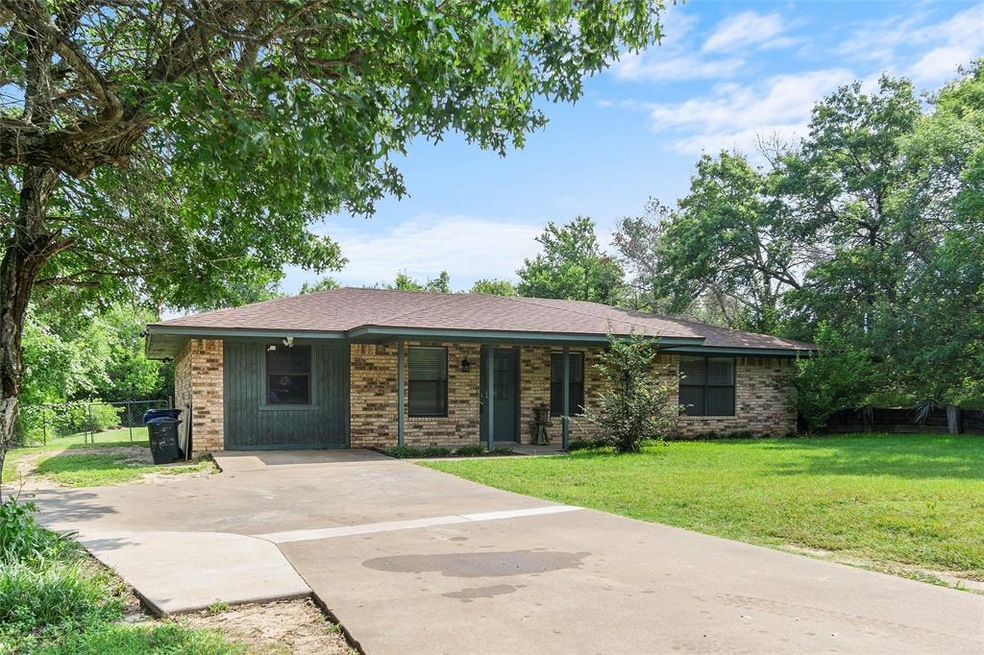 1509 Scotland Ave, Azle, TX 76020 - photo 1