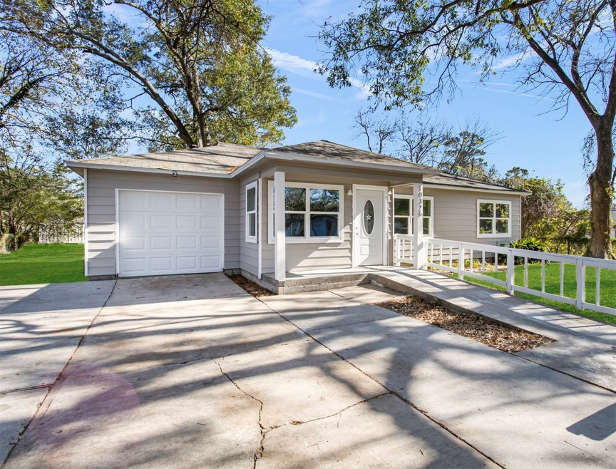 10326 Castleton St, Houston, TX 77016 - photo 1