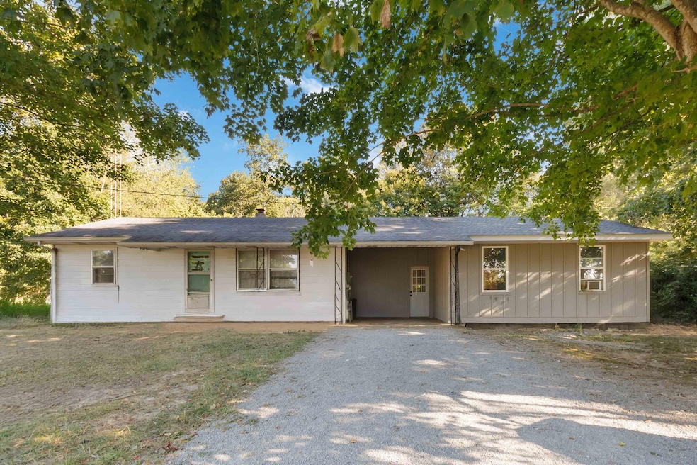 1466 Webb Ridge Rd, Russell Springs, KY 42642 - photo 1