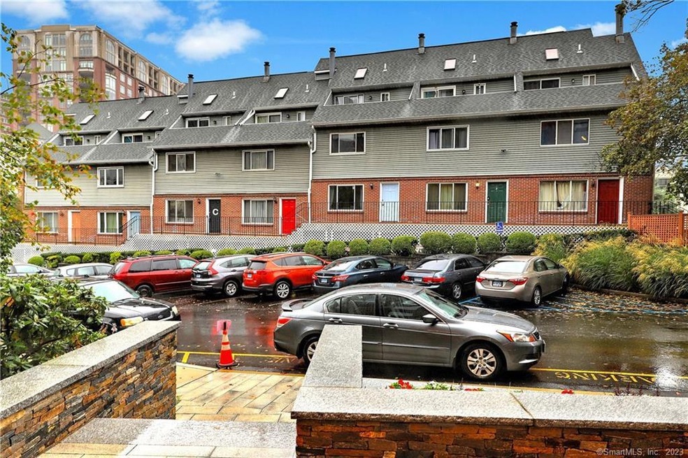 61 Grove St unit C, Stamford, CT 06901 - photo 1