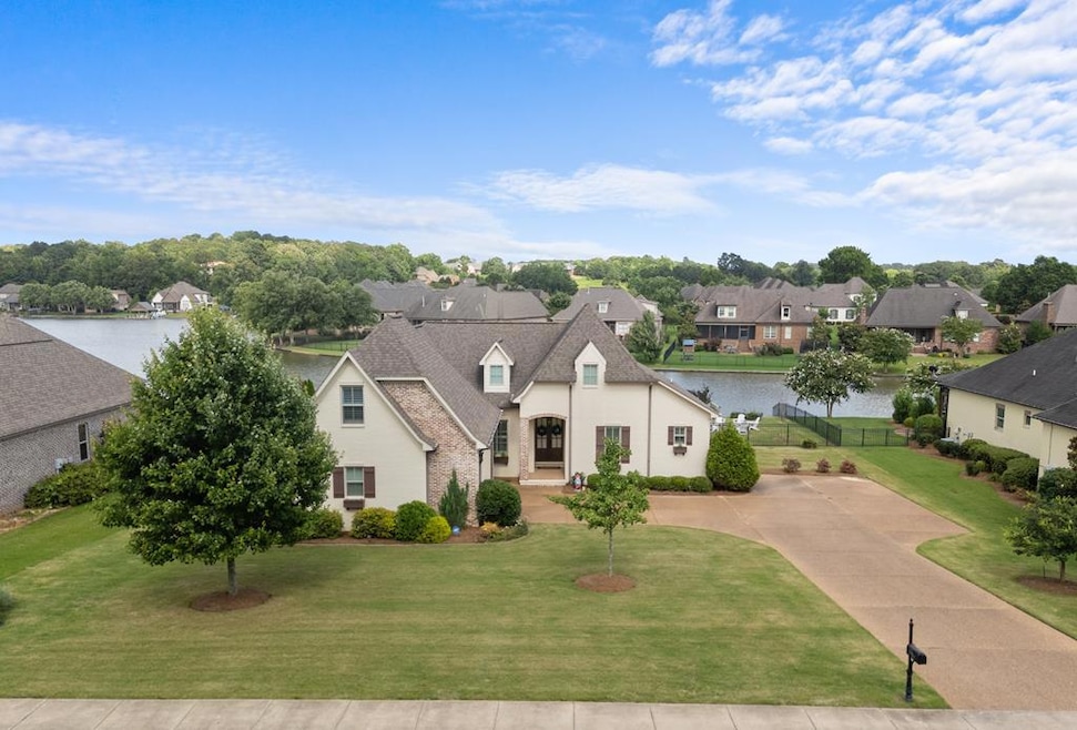 For Sale $898,000