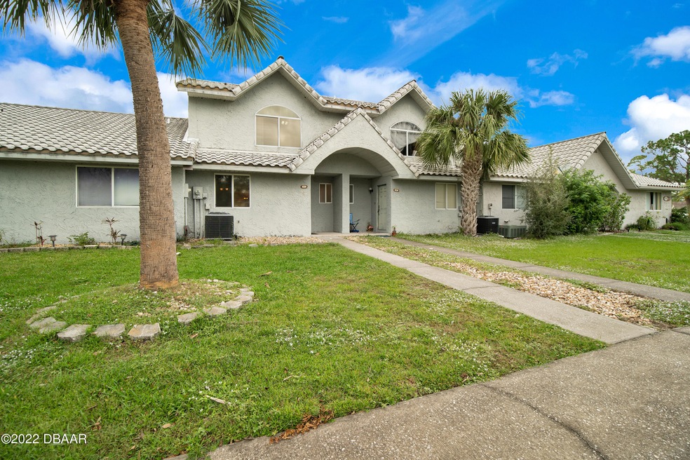 003-3542Creekside
