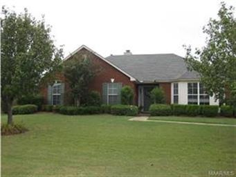 Welcome to 1900 Parkview Drive! Come to see it and
