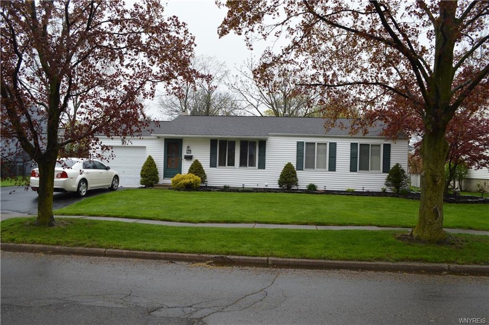 844 Deerfield Dr, North Tonawanda, NY 14120 - photo 1