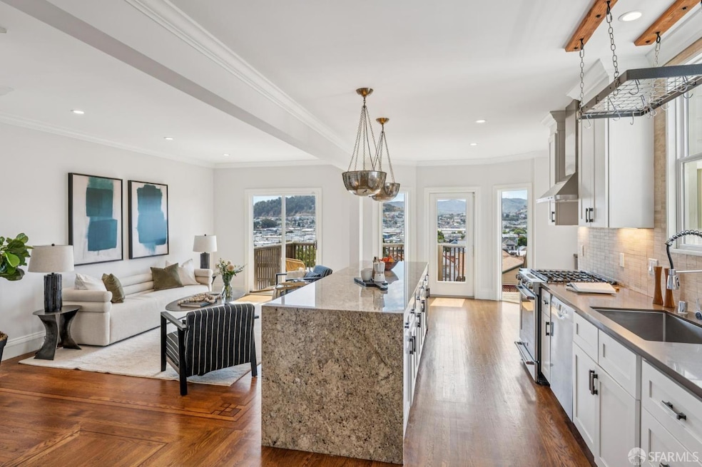 Sold $1,200,000 • Co-Listing Agent