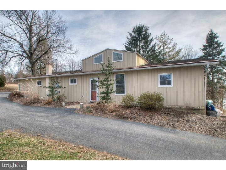 4514 Stoudts Ferry Bridge Rd, Reading, PA 19605 - photo 1