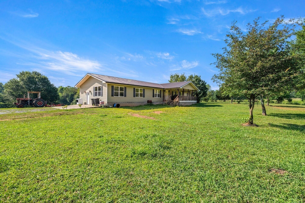 1140 Reynolds Bridge Rd, Benton, TN 37307 - photo 1