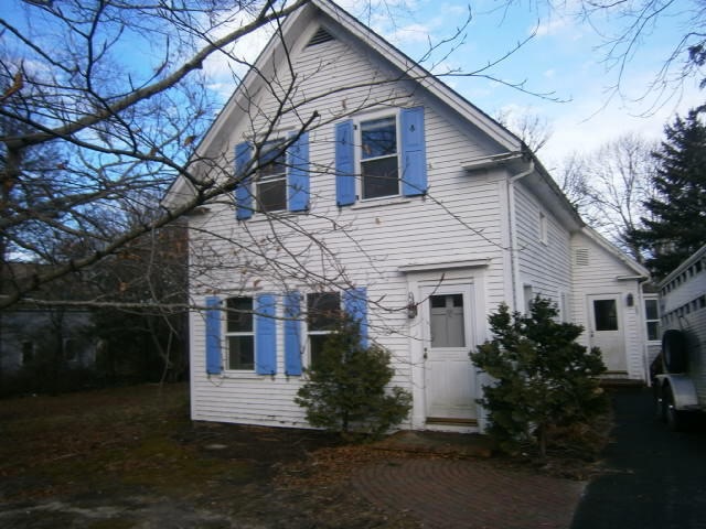 867 Shore Rd, Pocasset, MA 02559 - photo 1