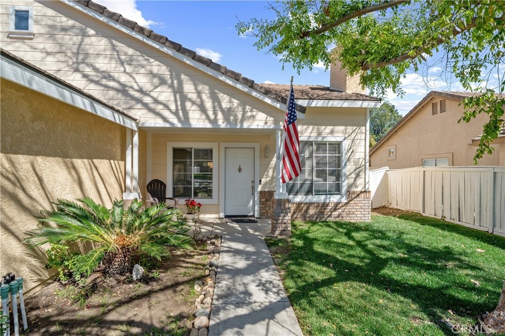 19390 Okeechobee Ln, Lake Elsinore, CA 92530 - photo 1