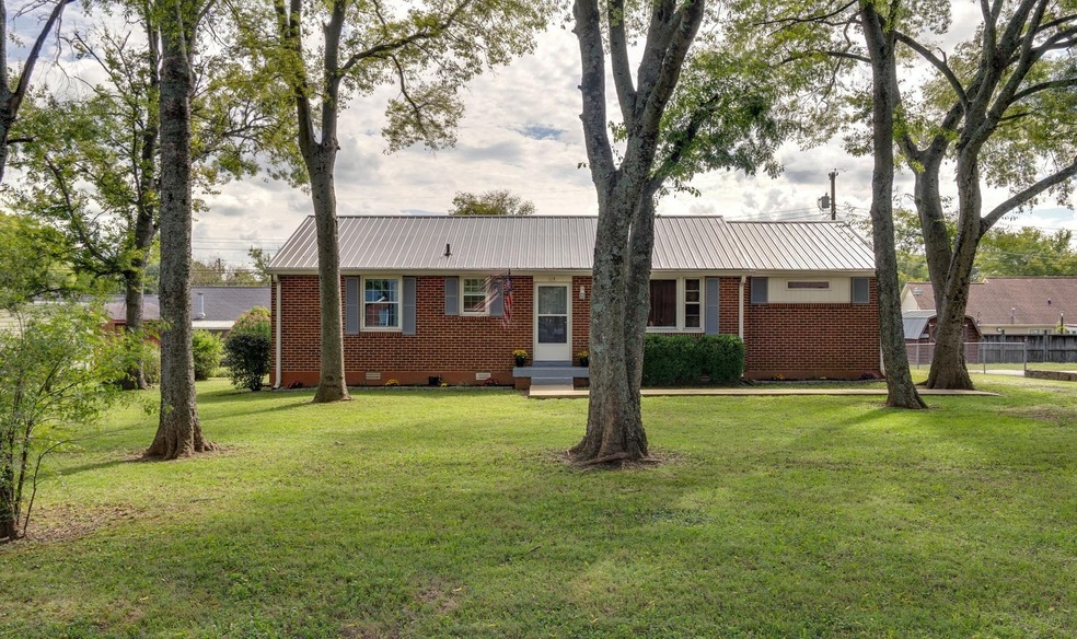 114 Darden Place, Columbia, TN 38401 - photo 1