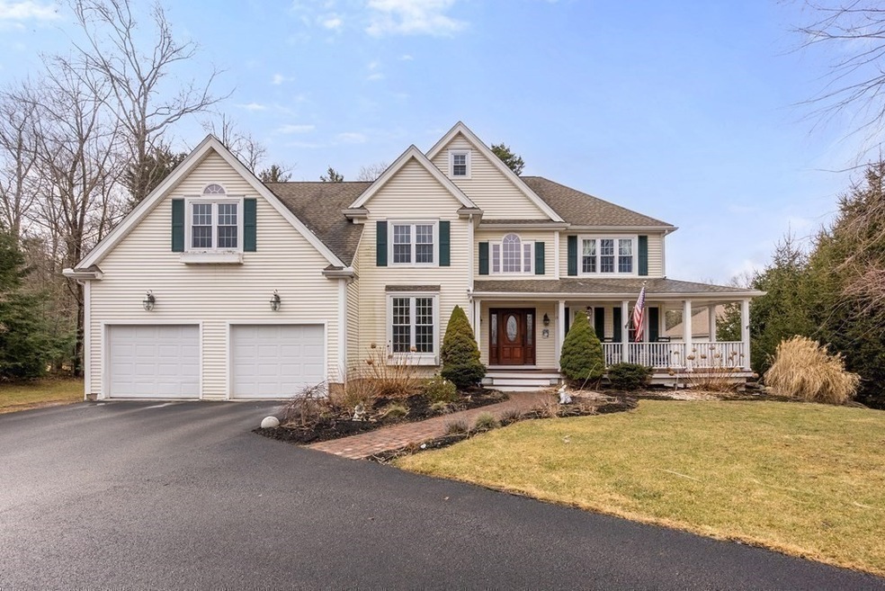 13 Meadow View Ln, Fiskdale, MA 01518 - photo 1