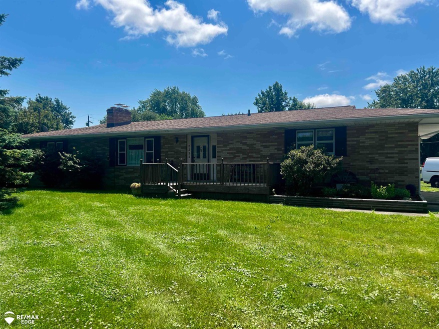 5222 E Carpenter Rd, Flint, MI 48506 - photo 1