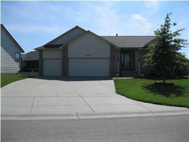 Perfectly maintained home. Both garage doors have 