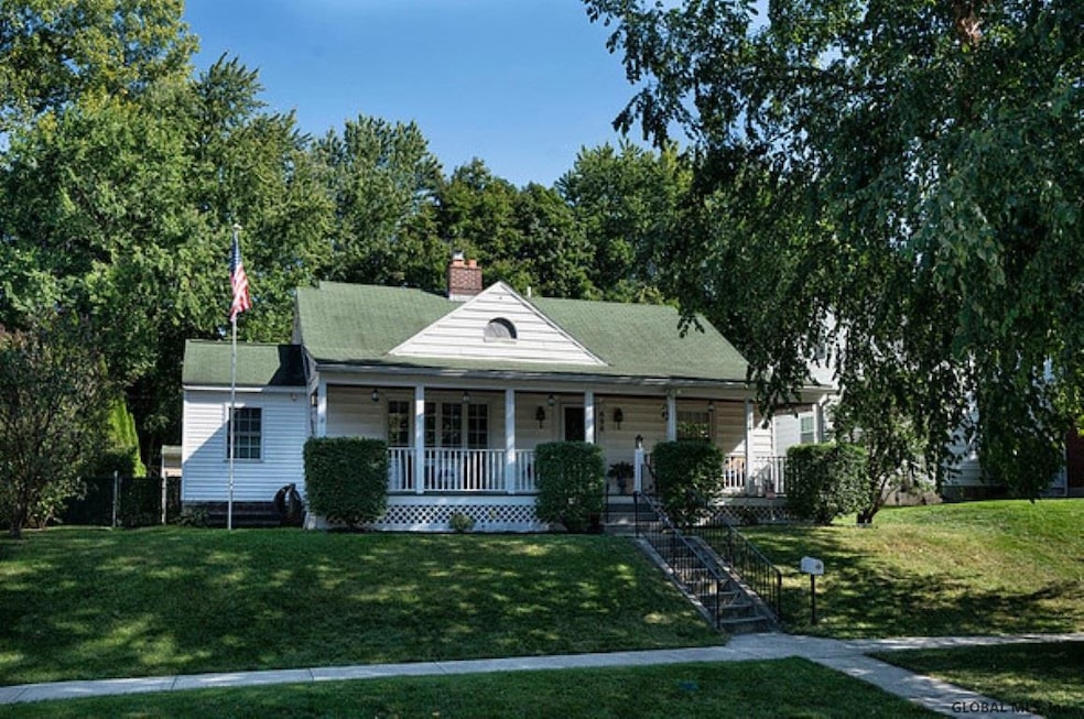 898 8th Ave, Troy, NY 12182 - photo 1