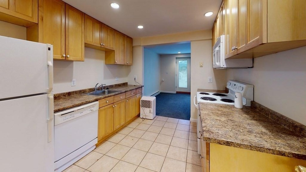 43 May St unit 1, Cambridge, MA 02138 - photo 1