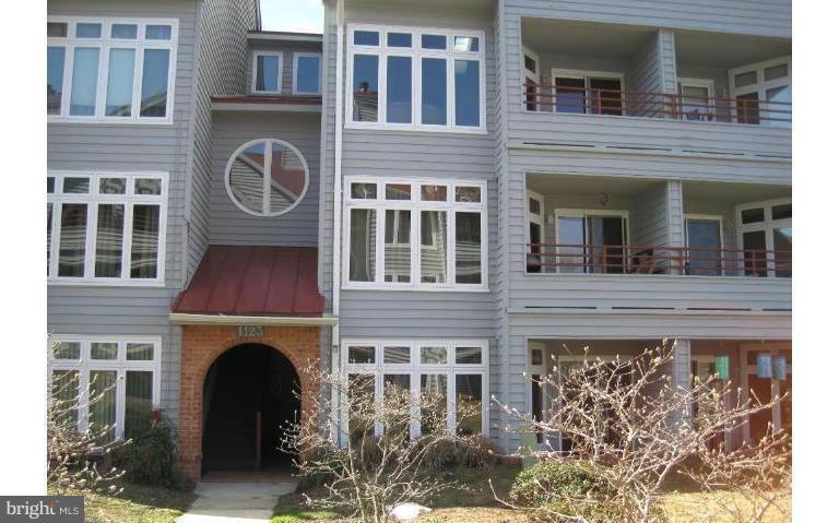 1123 Lake Heron Dr unit 1B, Annapolis, MD 21403 - photo 1