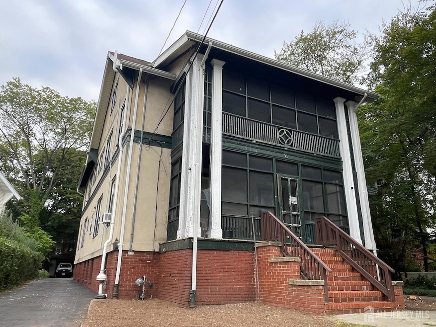 For Rent $1,900/month