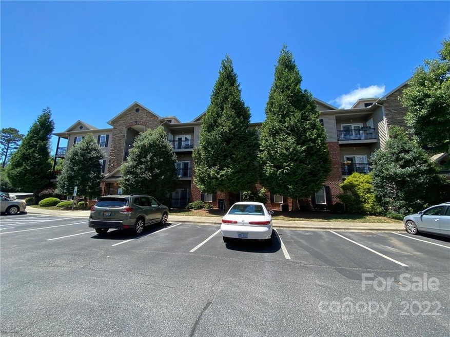 213 Appeldoorn Cir, Asheville, NC 28803 - photo 1