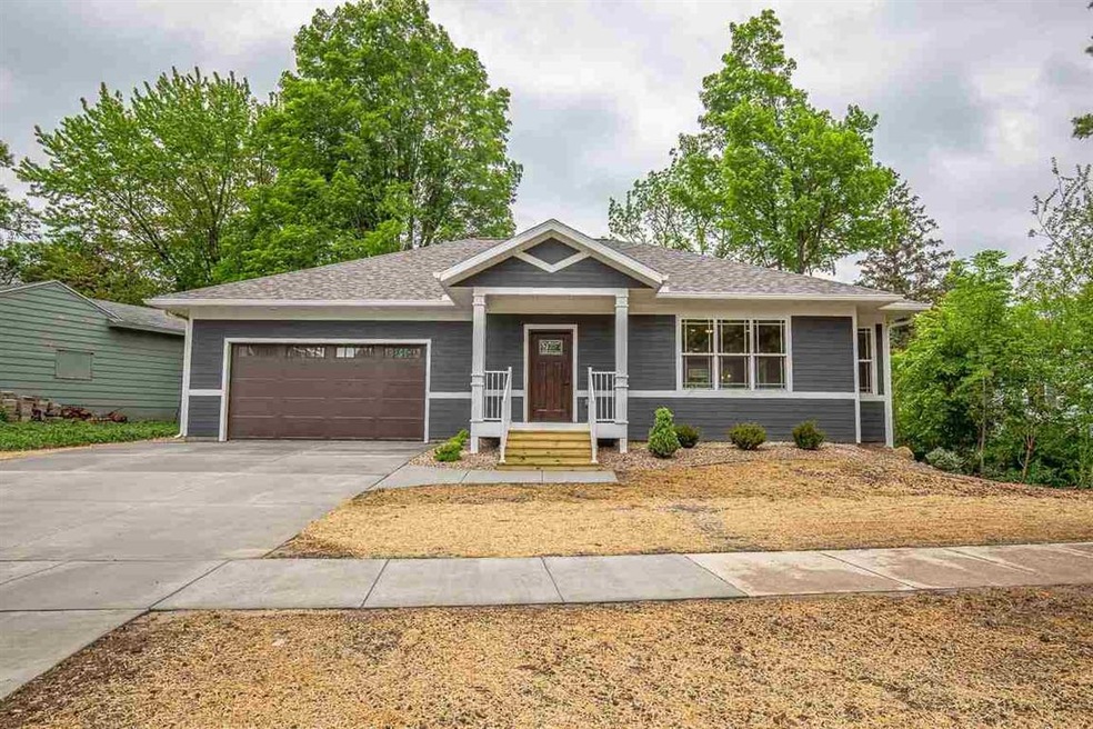 Sold $725,000 • Co-Listing Agent