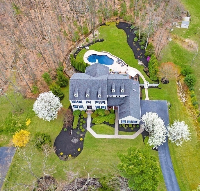 11 Overlook Rd, Hopkinton, MA 01748 - photo 1