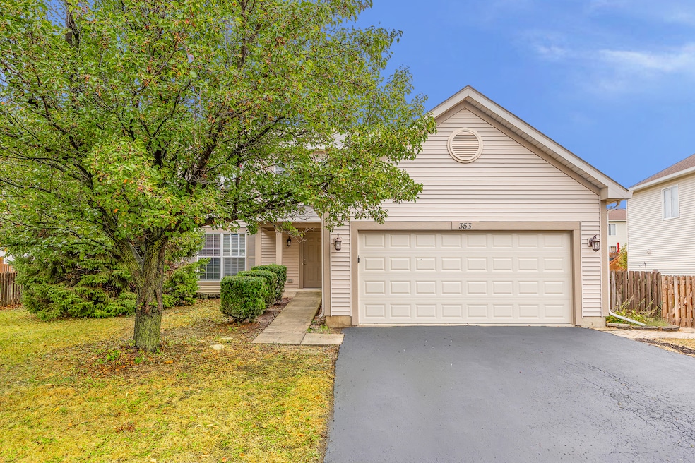 353 Foster Way unit 2, Bolingbrook, IL 60440 - photo 1