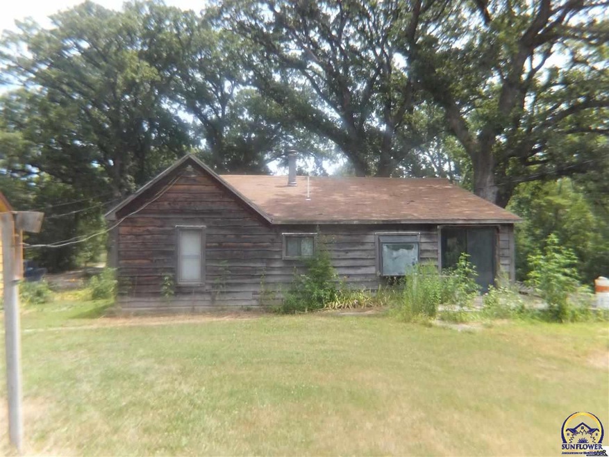 15091 W Rd, Hoyt, KS 66440 - photo 1