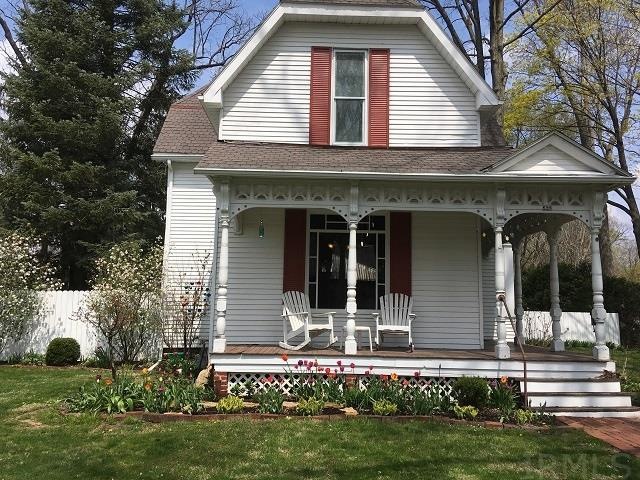 686 W Hill St, Wabash, IN 46992 - photo 1