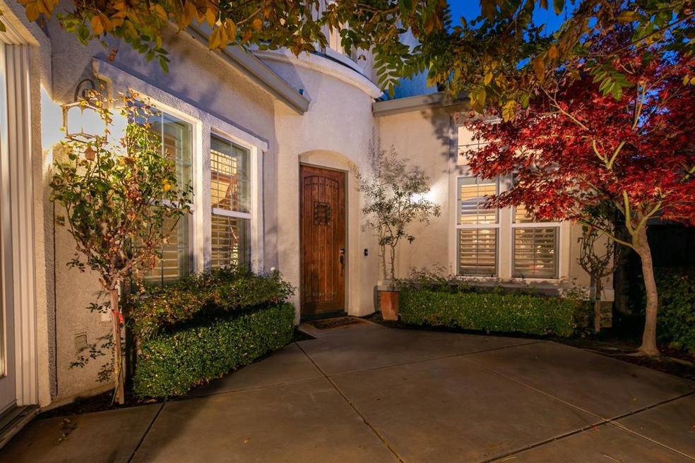 2073 Forest Glen Ct, Oakdale, CA 95361 - photo 1