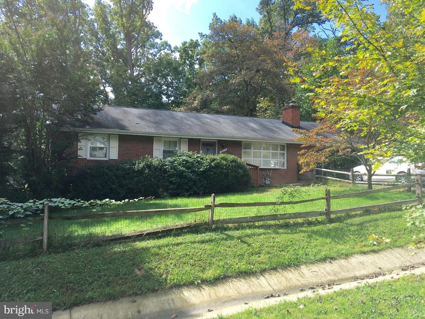 16012 Malcolm Dr, Laurel, MD 20707 - photo 1