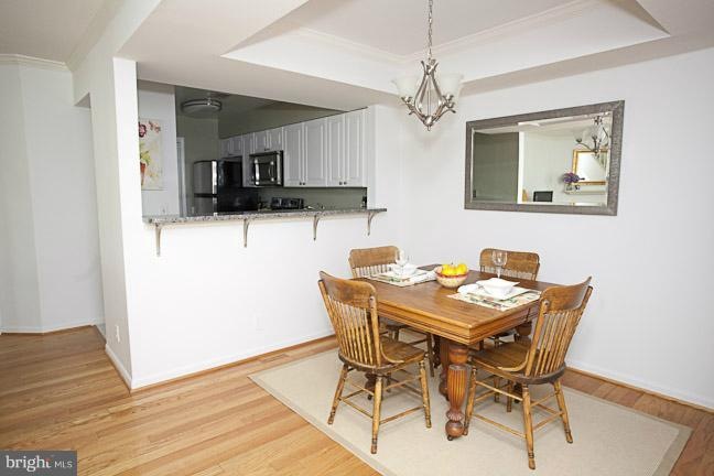 5818 Inman Park Cir unit 210, Rockville, MD 20852 - photo 1