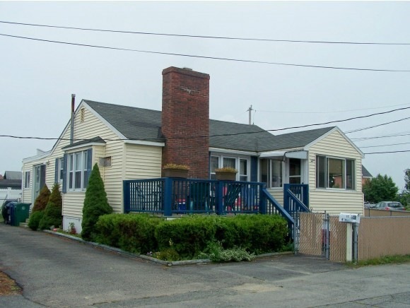 17 Fellows Ave, Hampton, NH 03842 - photo 1