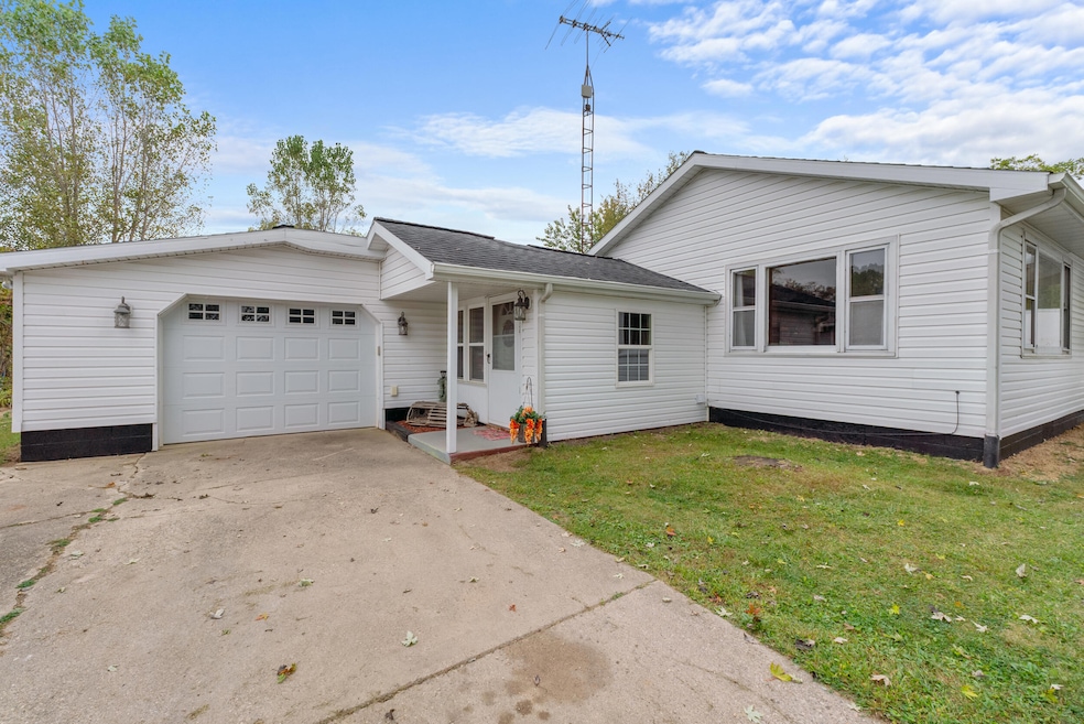 14980 Forrister Rd, Hudson, MI 49247 - photo 1