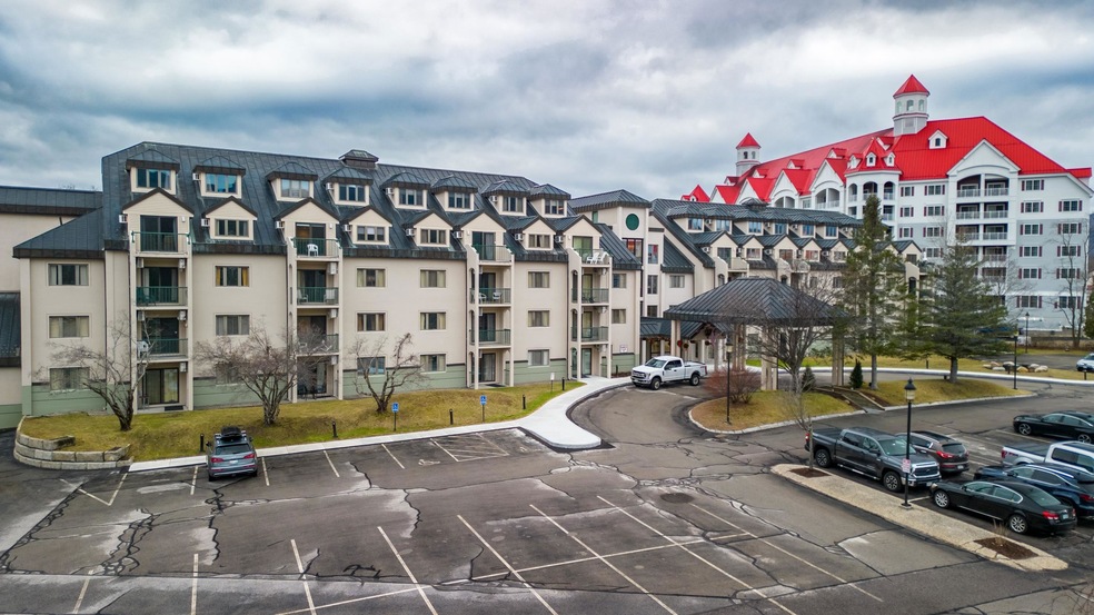 48 Cooper Memorial Dr unit 412, Lincoln, NH 03251 - photo 1