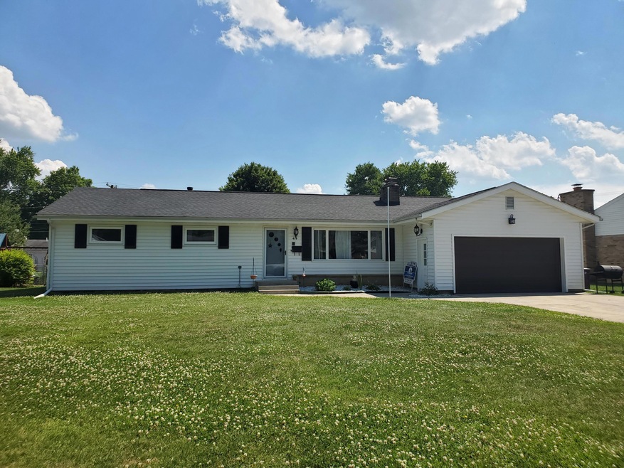 419 Meadowbrook Dr, Newark, OH 43055 - photo 1