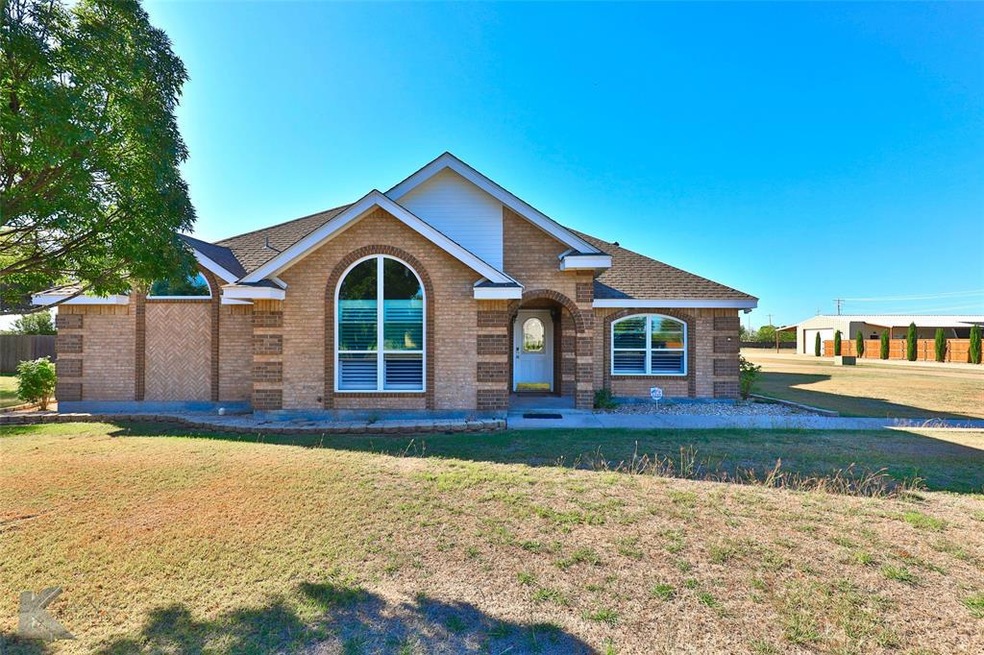 8517 Saddle Creek Rd, Abilene, TX 79602 - photo 1