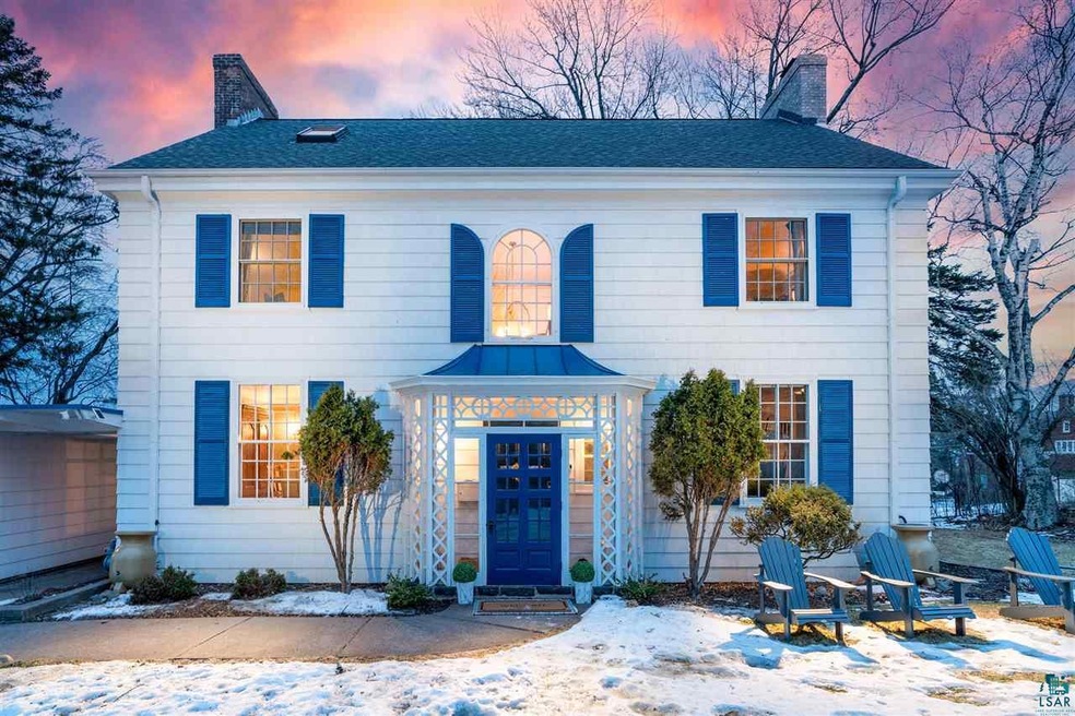 2626 E 3rd St, Duluth, MN 55812 - photo 1